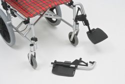 Кресло-коляска для инвалидов Armed FS907LAВH