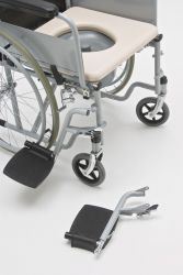 Кресло-коляска с санитарным оснащением для инвалидов "Armed" FS682